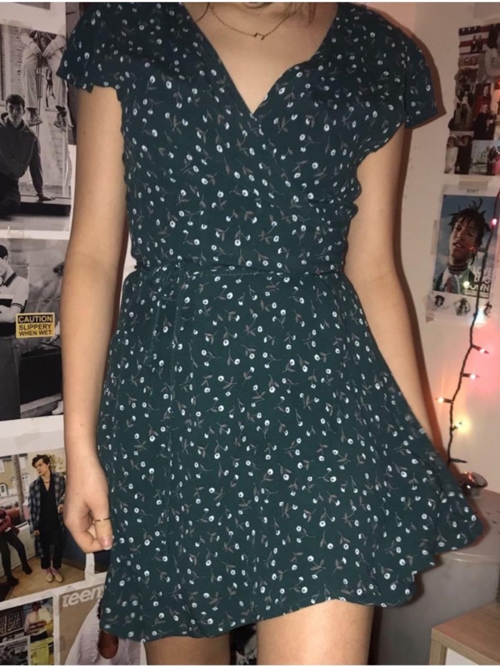 Brandy Melville Robbie Green Ditsy Floral Wrap Dress - Picture 16 of 16